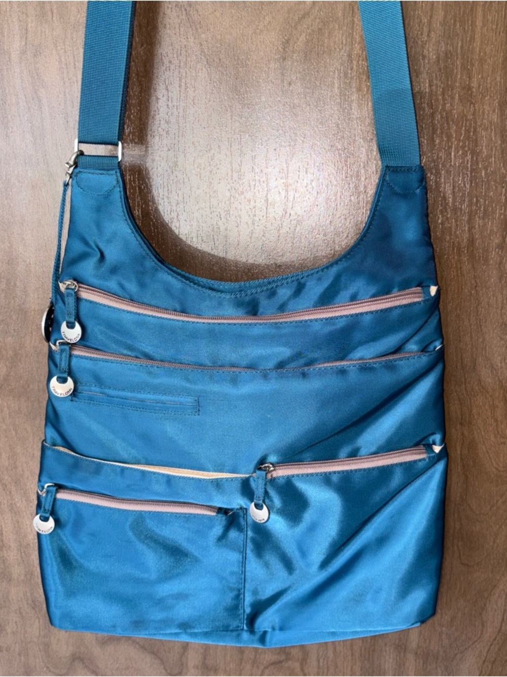 TRAVELON Teal Blue Large Crossbody Shoulder Bag RFID Travel Vacation Anti-Theft